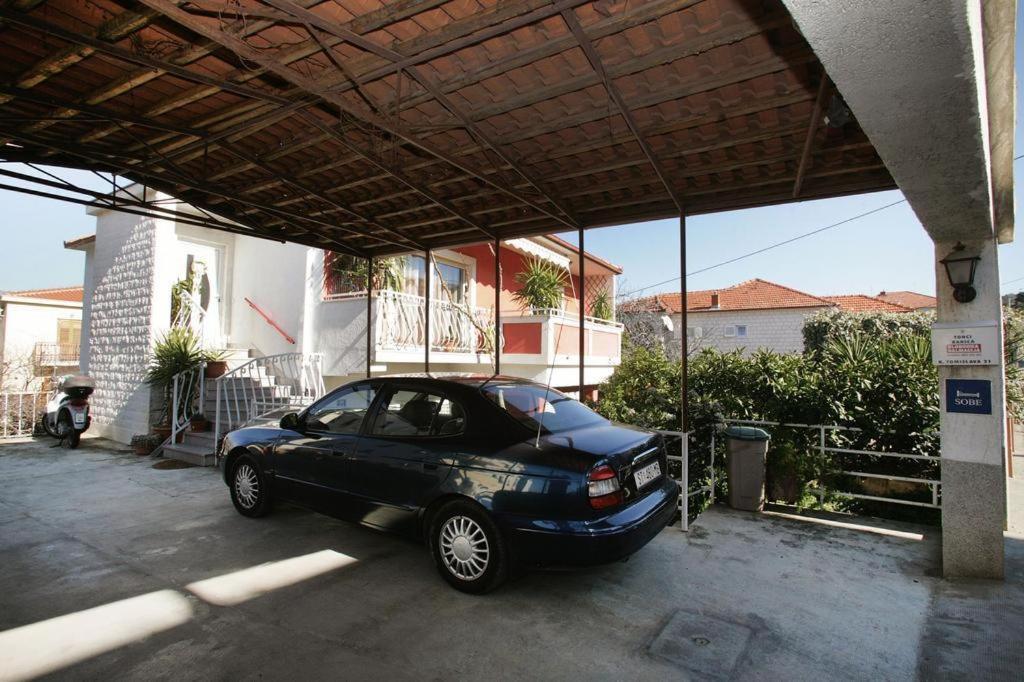 Rooms With A Parking Space Trogir - 17442 Экстерьер фото